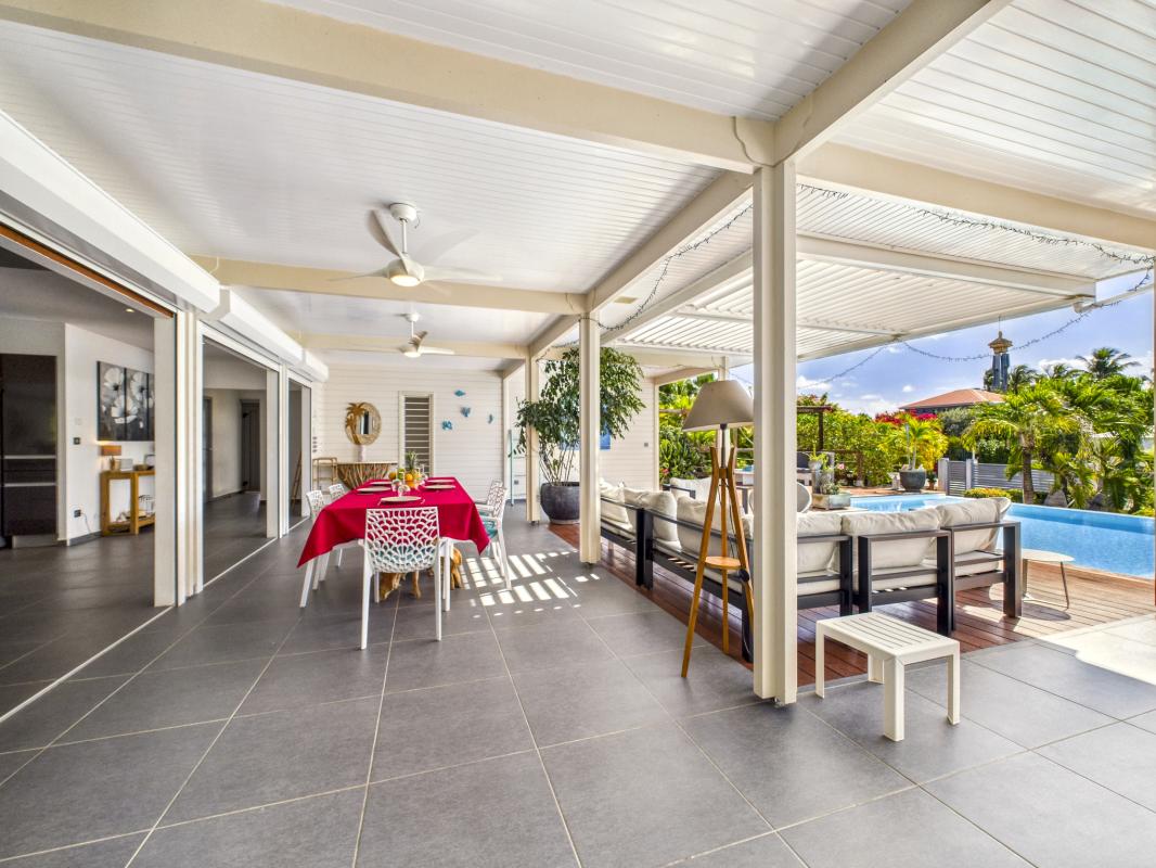 14.Location Villa piscine vue mer Saint François Guadeloupe_Terrasse